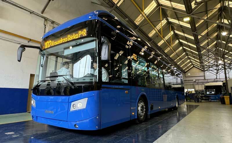 W autobusach i tramwajach będzie zakaz używania głośników