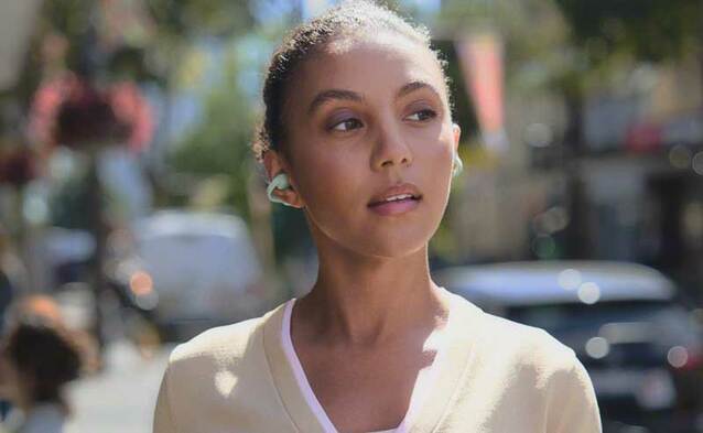 Sony ma nowe otwarte słuchawki LinkBuds Clip