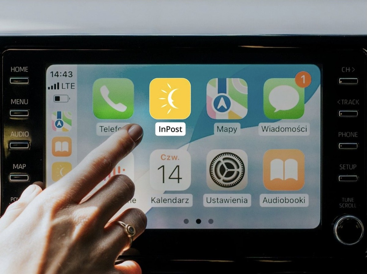 FedEx przejmuje Paczkomaty - wycena 7.8 mld euro