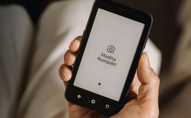 1800 zł za 3 GB RAM, 3300 mAh i brak 5G - jest nowy polski smartfon