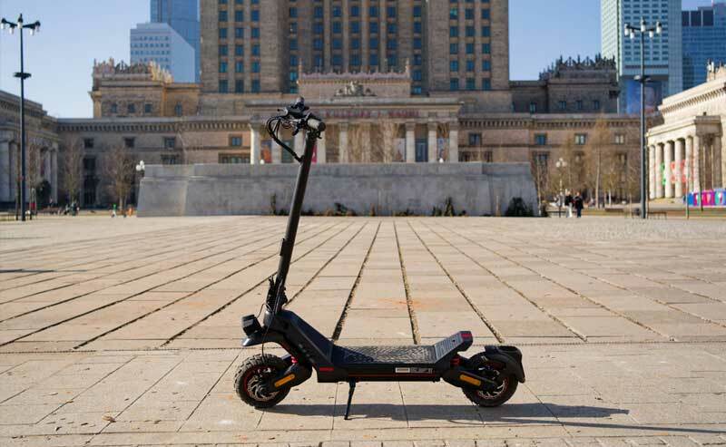 ENGWE wprowadza na polski rynek dwie nowe hulajnogi elektryczne – oto ich ceny
