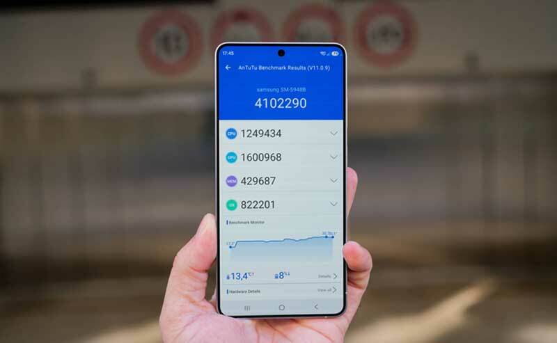 Test smartfonu Samsung Galaxy S26 Ultra – jest dobrze, ale fani chcą już czegoś więcej