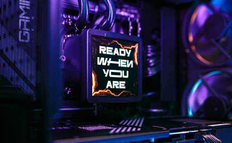 x-kom odświeża G4M3R - nowe komputery dla graczy już w sprzedaży