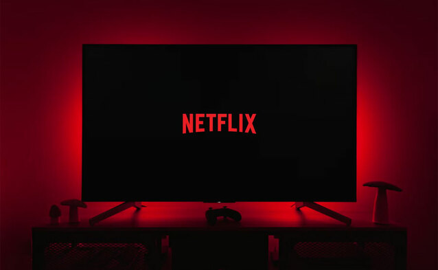 Netflix wprowadzi tańszy plan z reklamami w Polsce