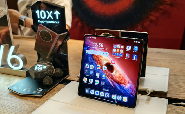 Nowy rywal Galaxy Z Fold wchodzi do Polski - jest tańszy na start