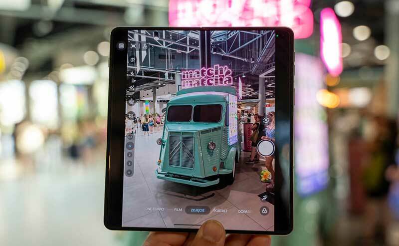Test Motorola Razr Fold – najdłuższy czas pracy i świetne aparaty