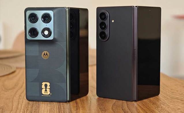 Motorola Razr Fold vs Samsung Galaxy Z Fold8 Ultra - który składany smartfon ma lepsze aparaty?