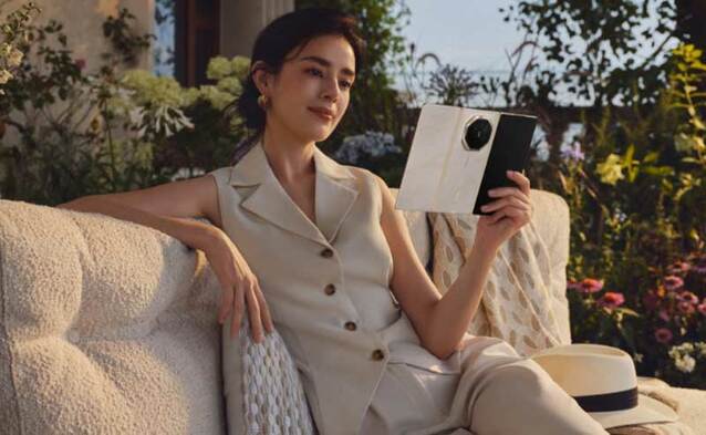 Huawei ma nowego składaka - po rozłożeniu robi się naprawdę duży