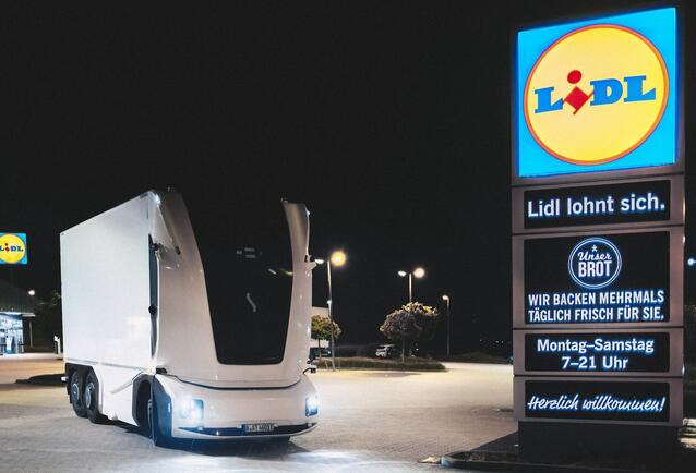 Lidl rusza z autonomicznymi dostawami — bezkabinnowy e-truck wyjechał na drogi