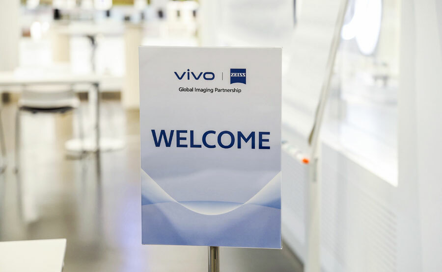 vivo zabrało nas do siedziby ZEISS-a - zobaczyliśmy, co naprawdę oznacza ich współpraca