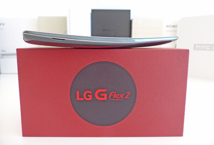 LG G Flex2 - rozpakowanie pudełka