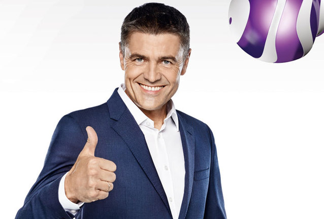 Bonusy przy przedłużeniu umowy w ofercie Play dla Firm