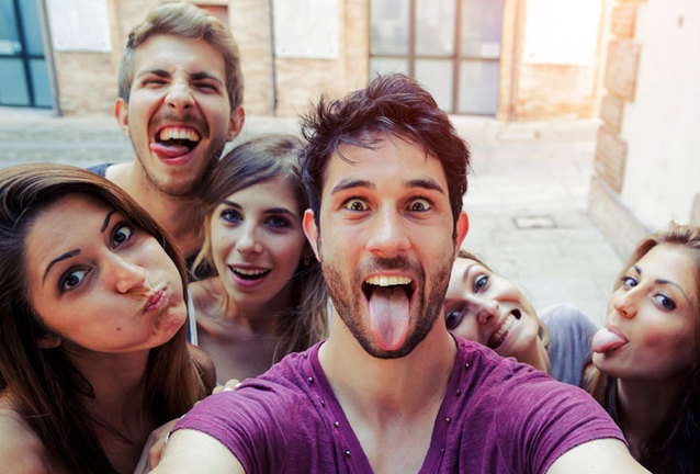 Wpływ telefonów na organizm człowieka - raport UKE