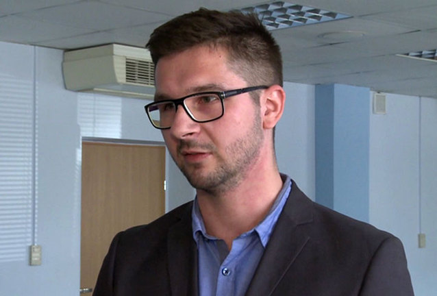 Przemysław Warzecki, specjalista w Departamencie Strategii i Analiz Rynku Telekomunikacyjnego Urzędu Komunikacji Elektronicznej