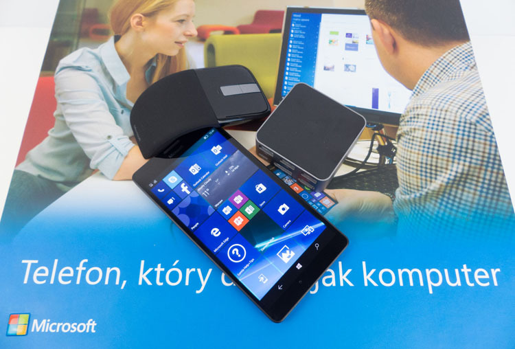 Microsoft Lumia 950 XL z Continuum