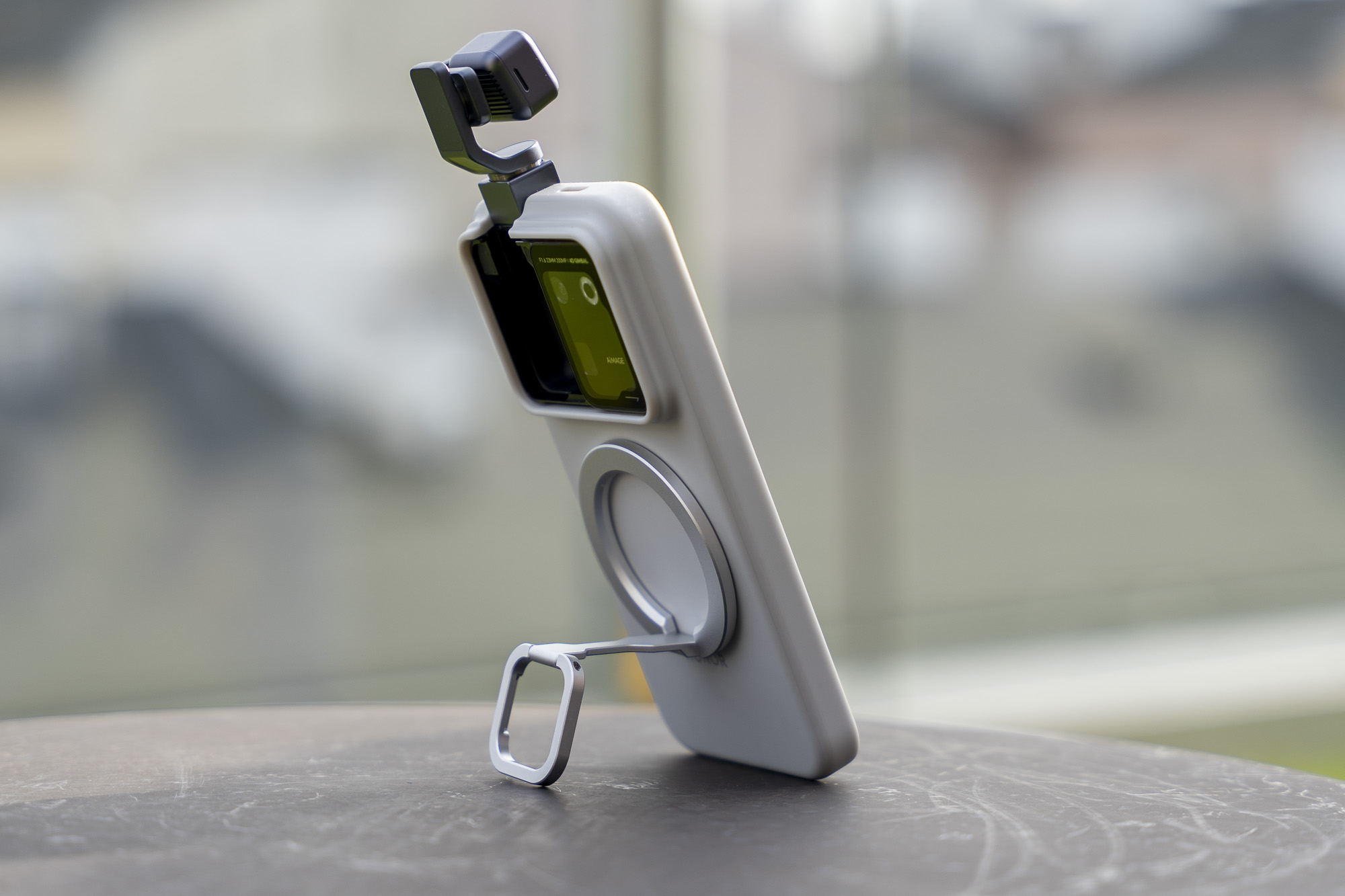 Mieliśmy w rękach HONOR Robot Phone