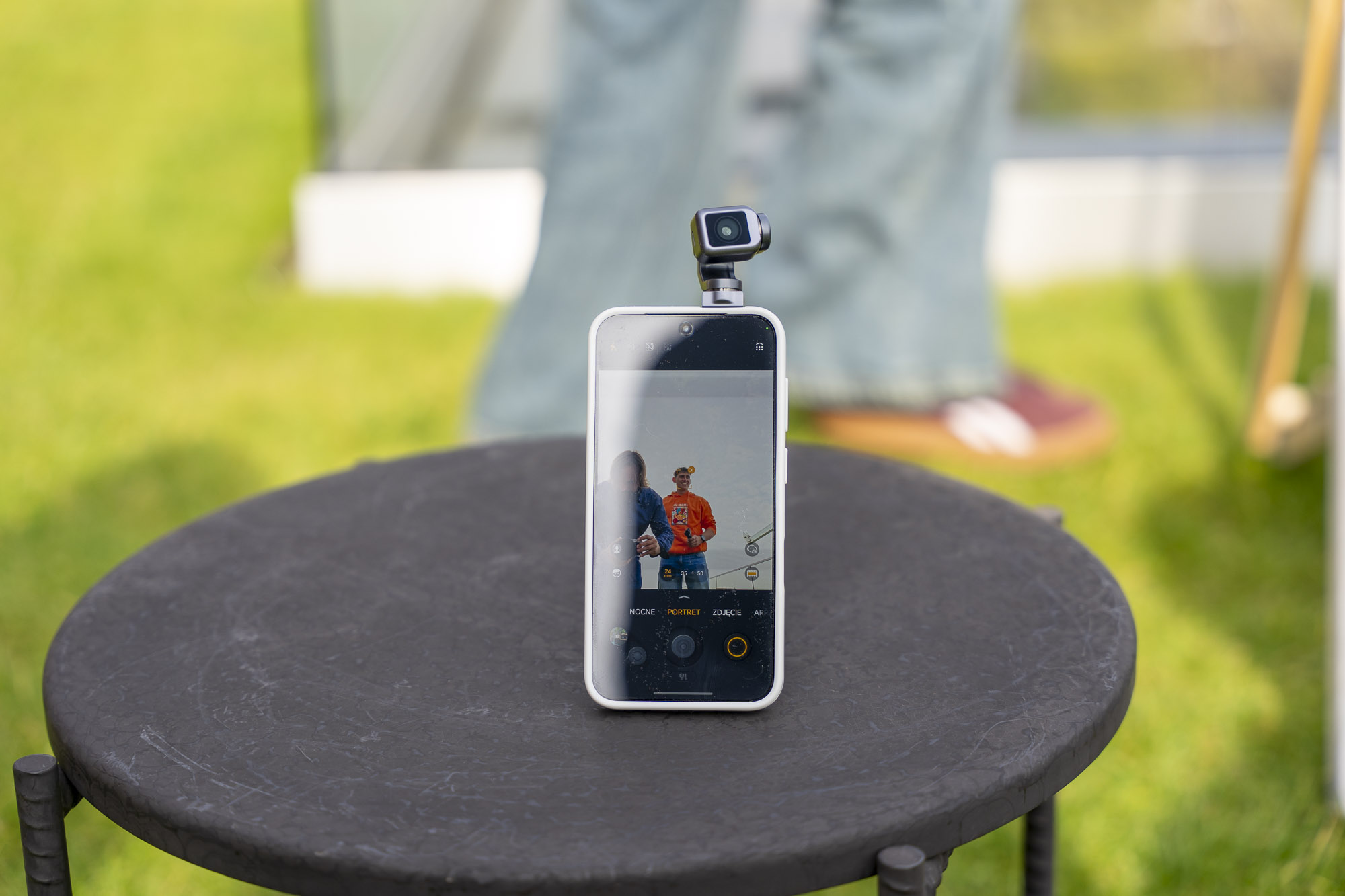 Mieliśmy w rękach HONOR Robot Phone