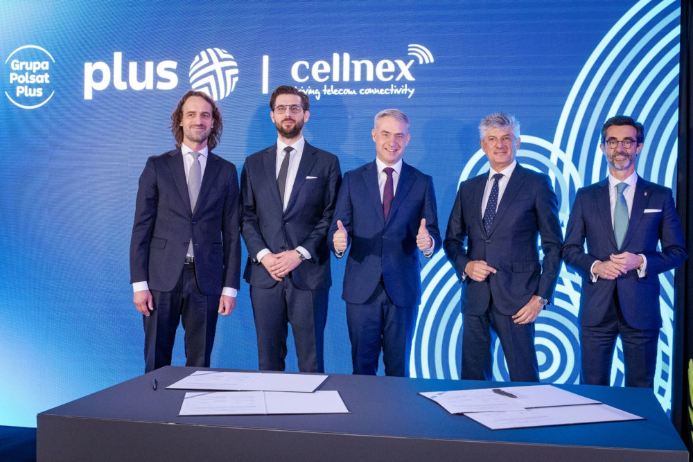 Od 601 do 5G: 30 lat z Plusem