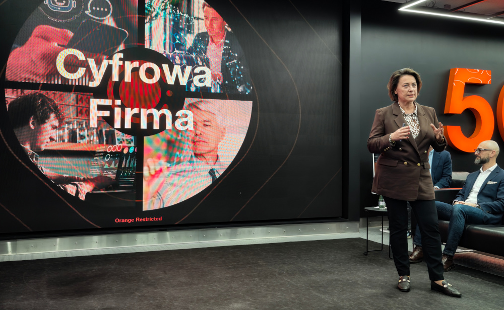 Orange wprowadza Cyfrową Firmę - czterech pracowników AI pomoże prowadzić mały biznes
