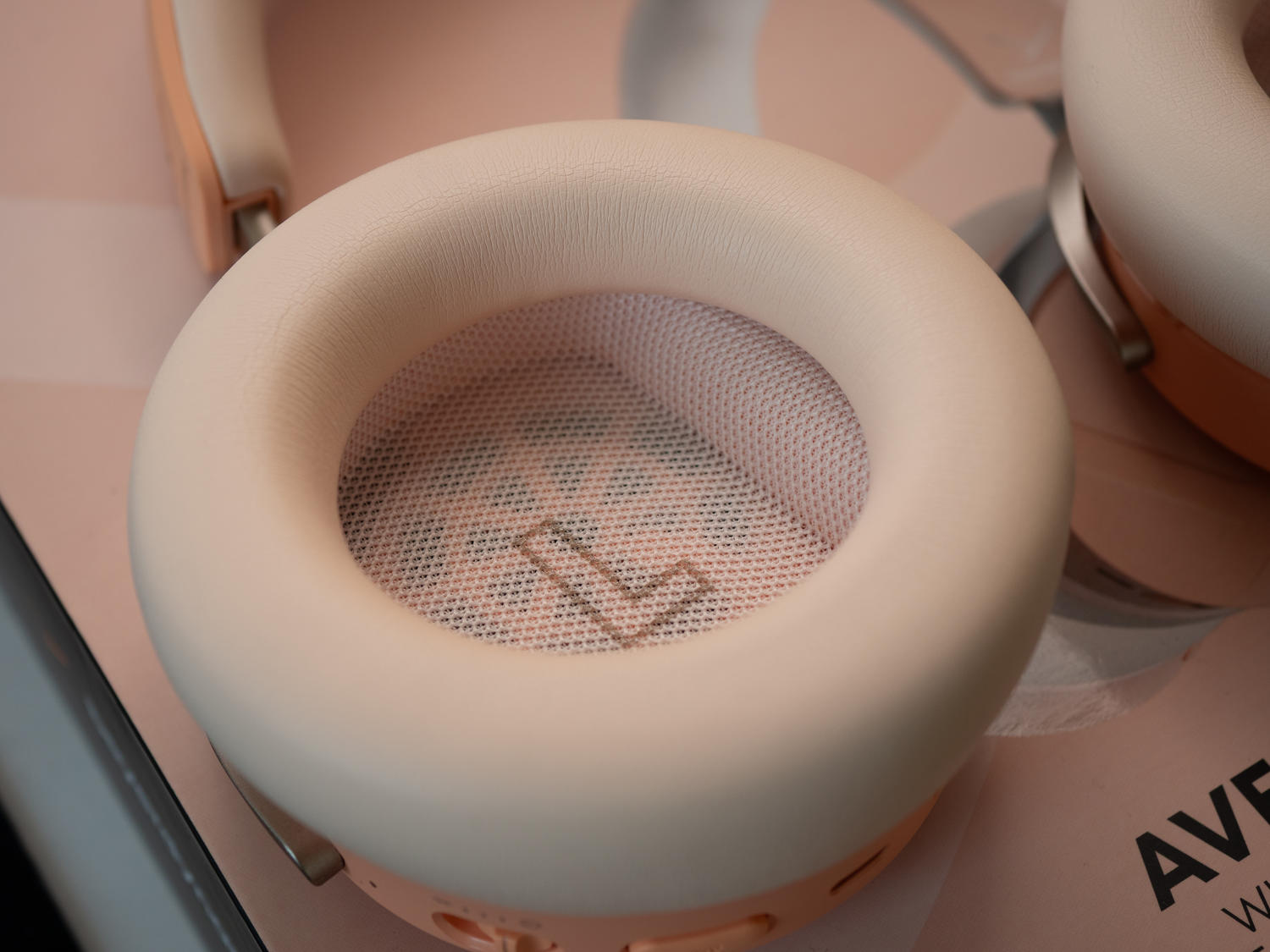 Test słuchawek beyerdynamic AVENTHO Y – na rynku trafiają na bardzo mocnych konkurentów