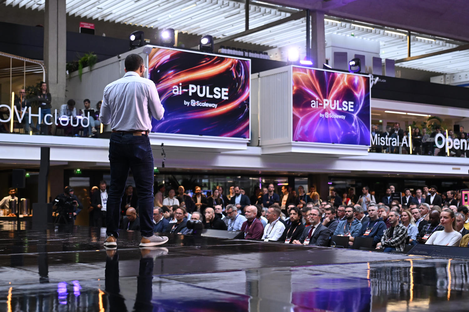 Właściciel PLAY marzy o pozycji lidera w chmurze i AI w Europie