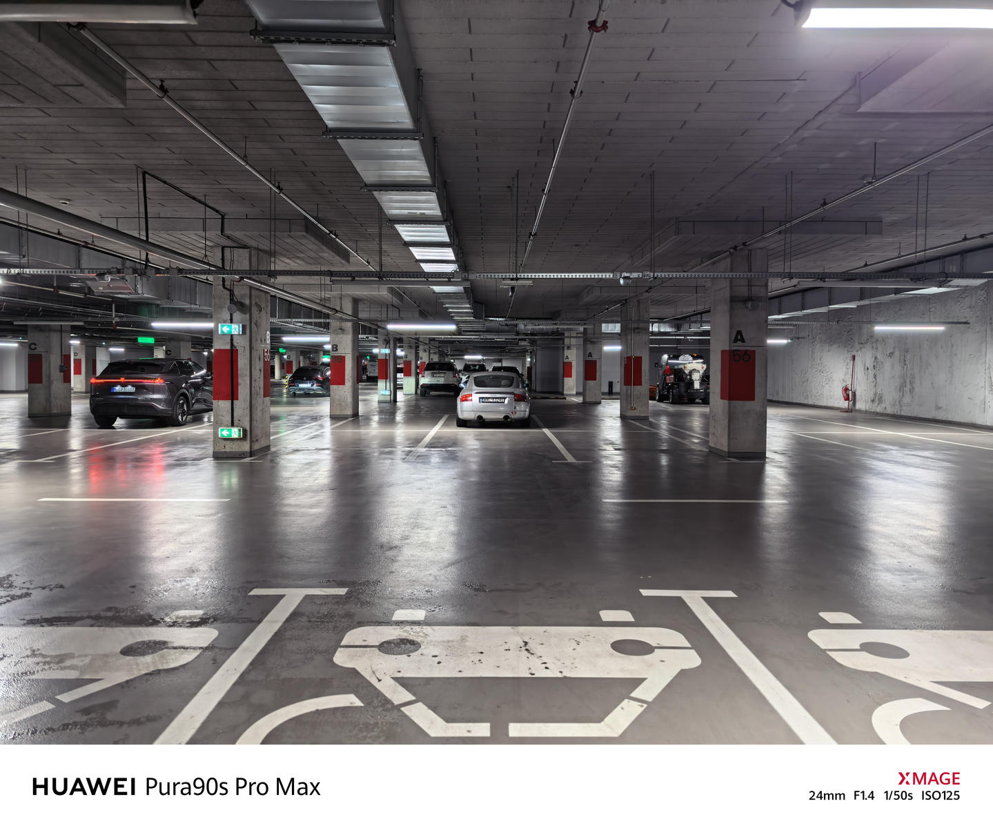 Sześć fotograficznych flagowców - który robi najlepsze zdjęcia w słabym oświetleniu?