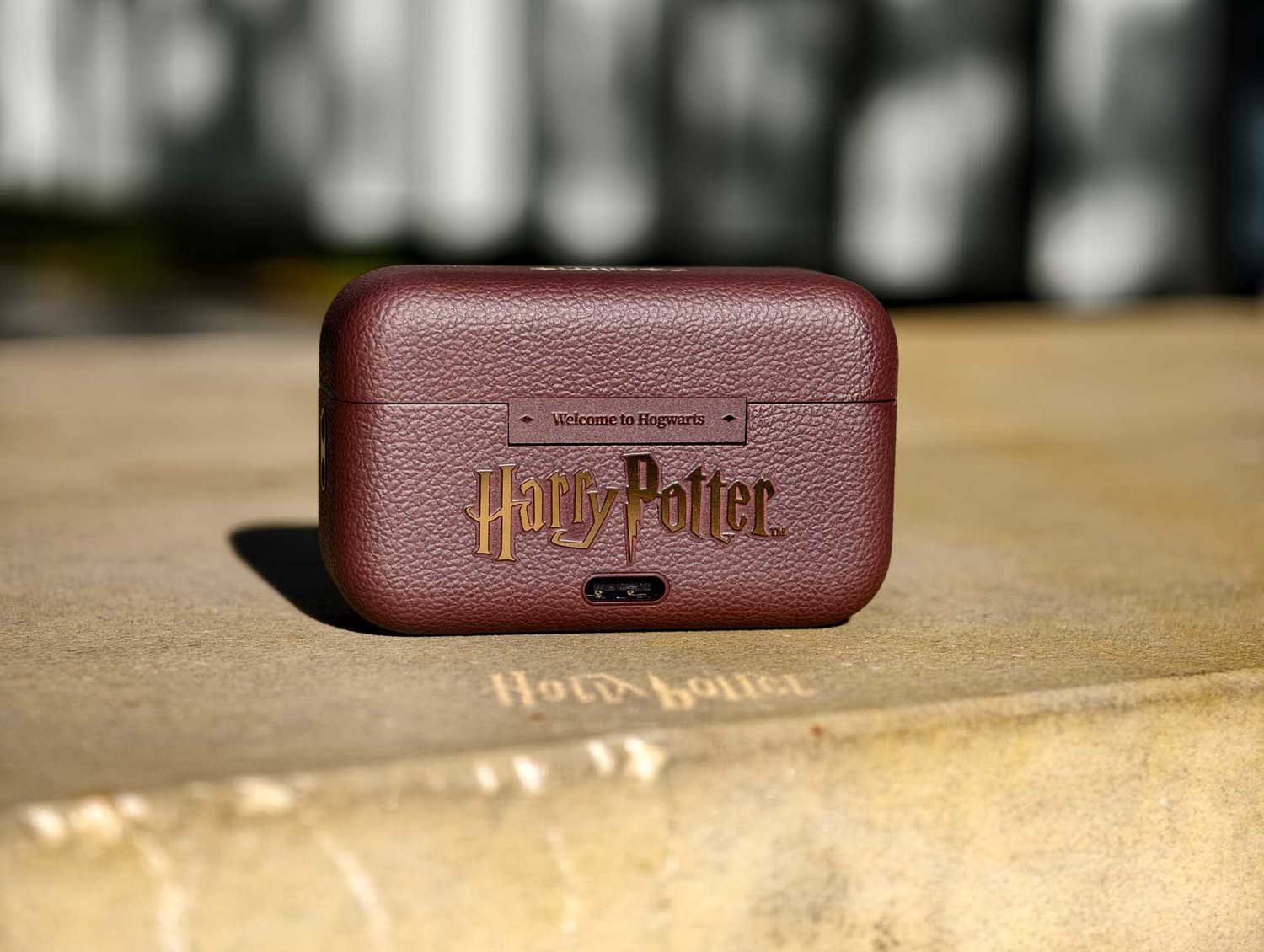 realme Harry Potter Edition już w Polsce - tyle kosztują smartfon i słuchawki