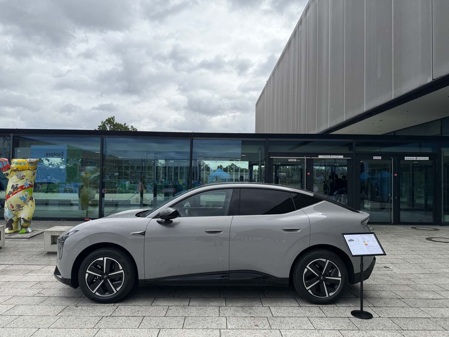 Na IFA zobaczyliśmy XPENG-a L03 – to wypasiony elektryk za 35 600 euro