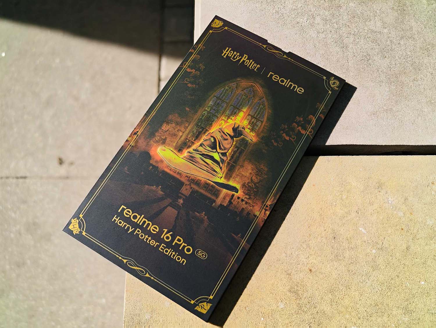 realme Harry Potter Edition już w Polsce - tyle kosztują smartfon i słuchawki
