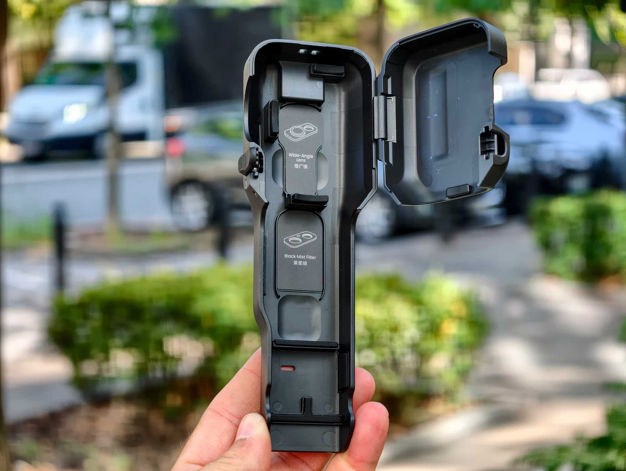 Test Insta360 Luna Ultra – to kamera z dwoma obiektywami i wbudowanym gimbalem