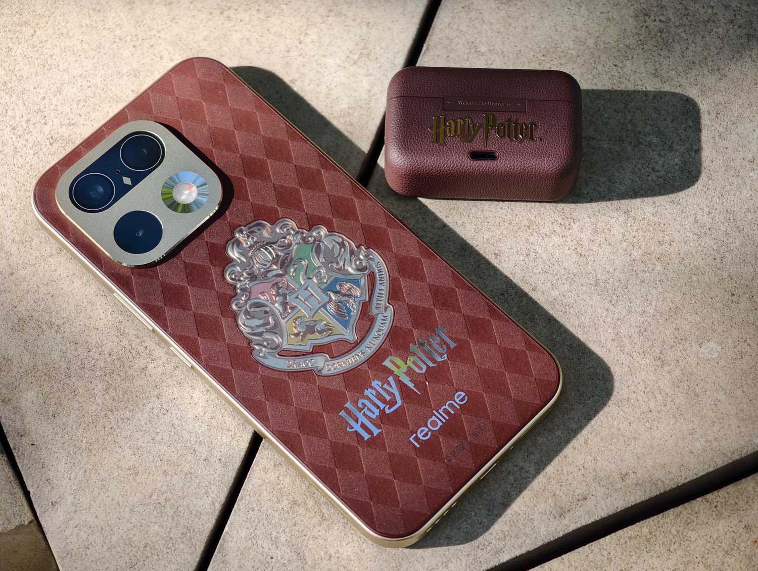 realme Harry Potter Edition już w Polsce - tyle kosztują smartfon i słuchawki