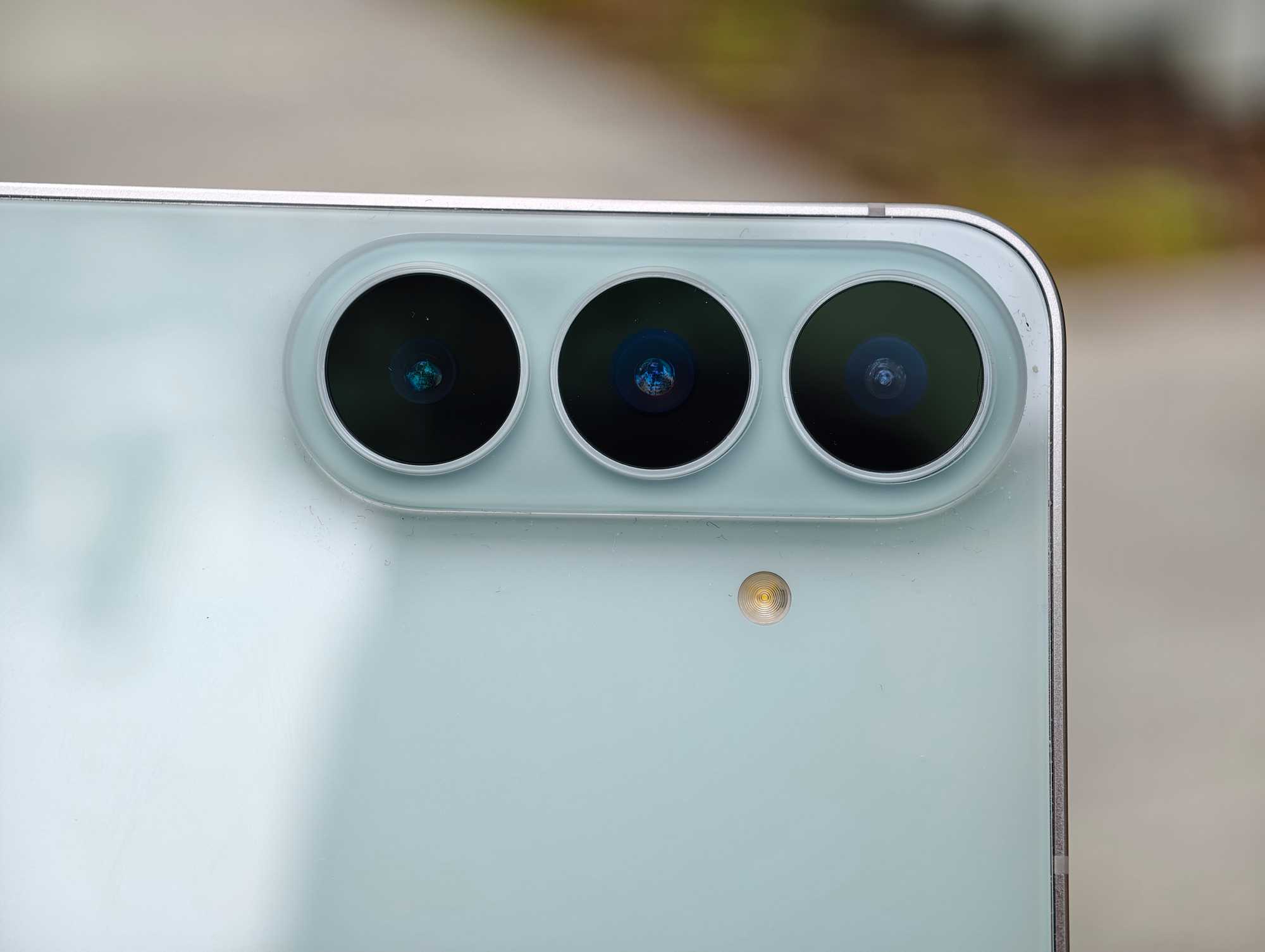 Sprawdziliśmy najnowszego Samsunga Galaxy S26 FE – nasze pierwsze wrażenia