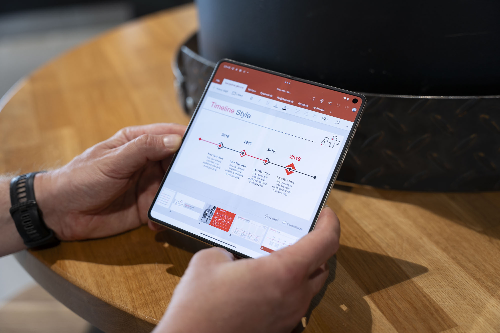 Motorola razr fold w środowisku biznesowym ogłasza koniec ery kompromisów