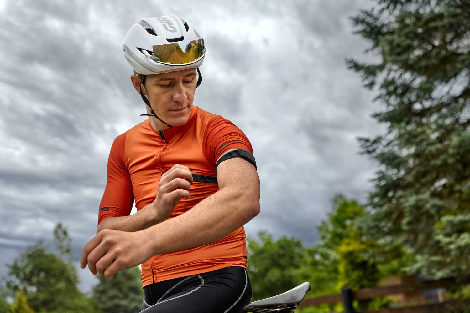 Garmin pokazał opaskę bez ekranu