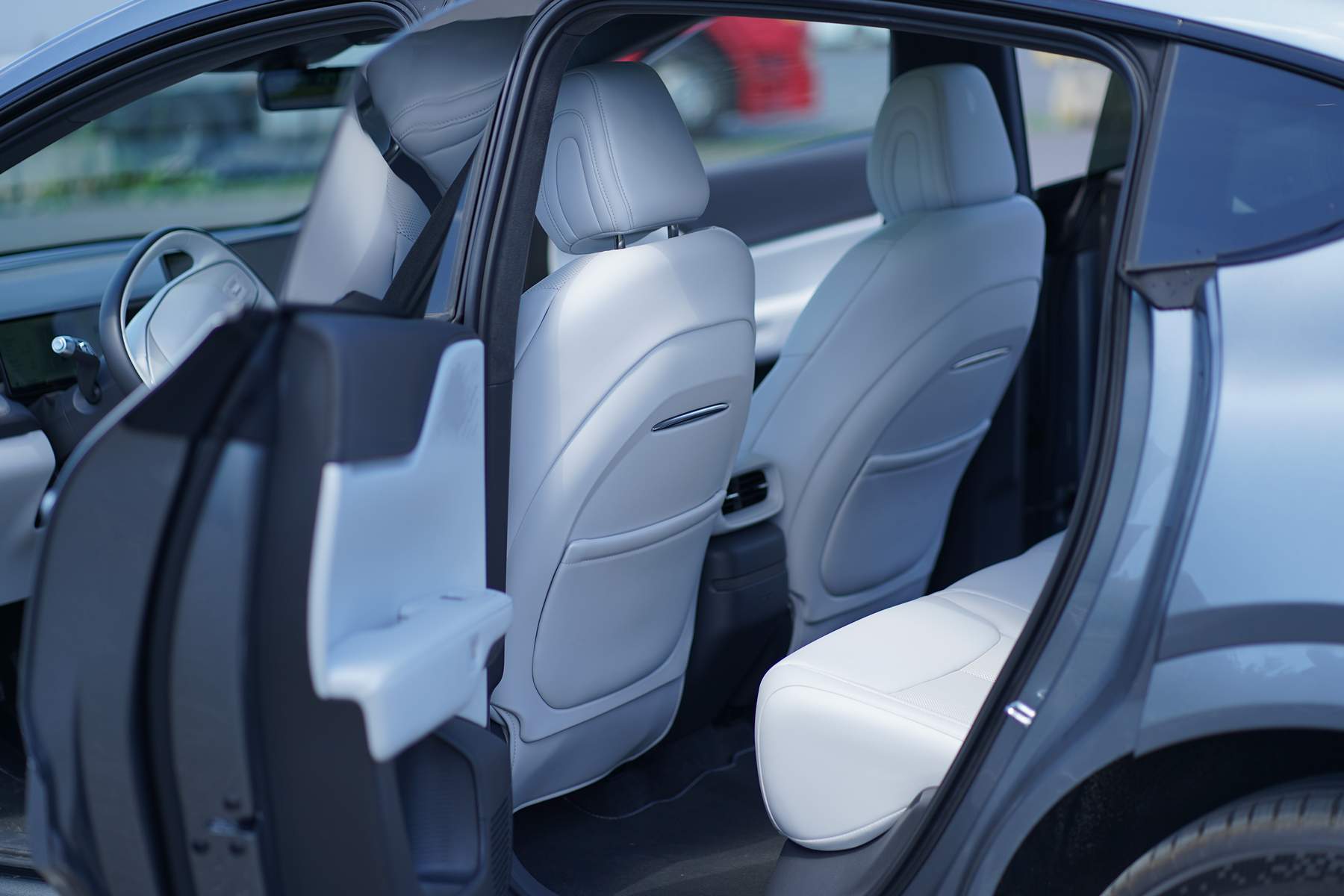 Sprawdziliśmy elektrycznego Xpeng G6 Long Range Pro 296 KM – niesamowity luksus w atrakcyjnej cenie