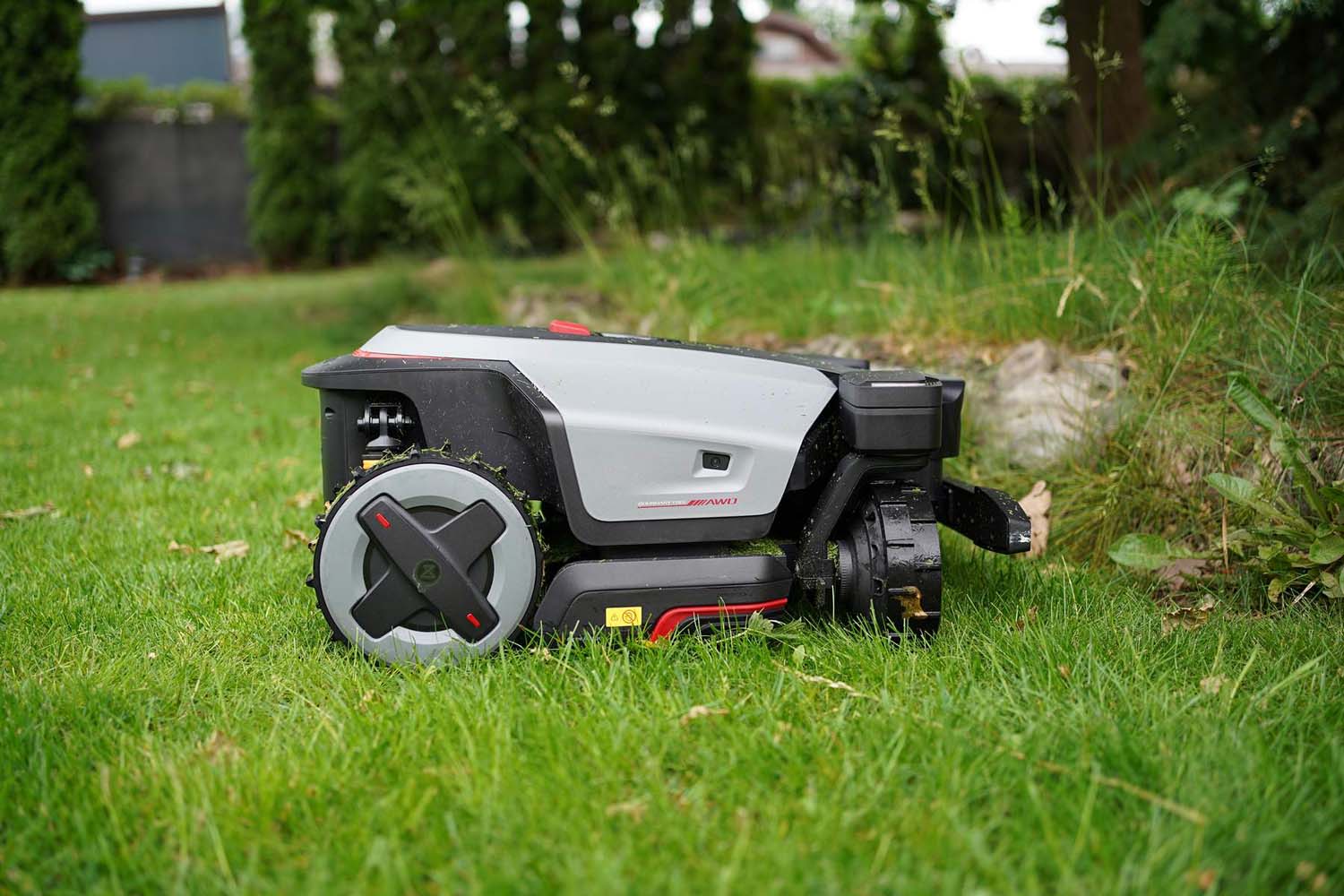 Roborock RockMow Z1 Z115 – test kosiarki automatycznej z napędem 4WD - ambitny debiut Roborocka w ogrodzie