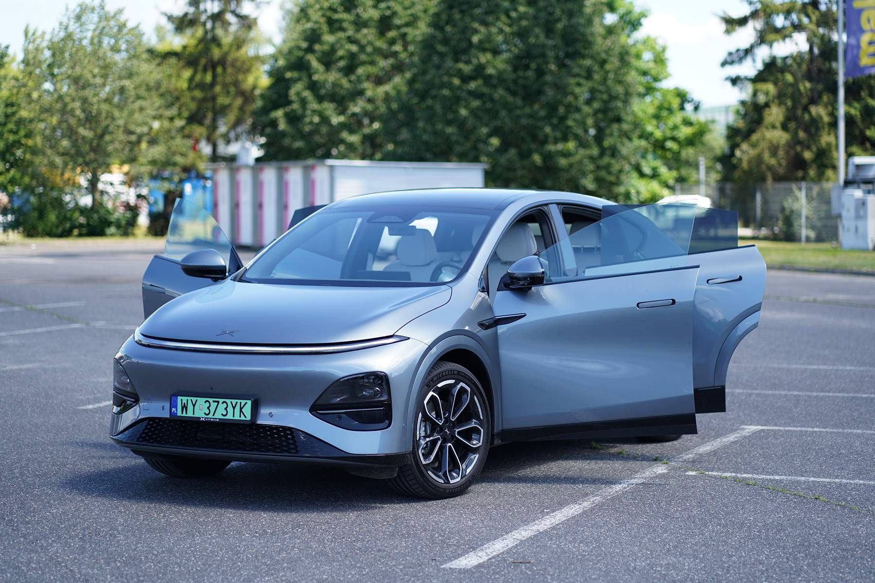 Sprawdziliśmy elektrycznego Xpeng G6 Long Range Pro 296 KM – niesamowity luksus w atrakcyjnej cenie
