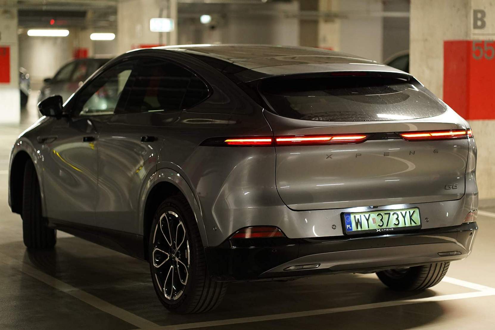 Sprawdziliśmy elektrycznego Xpeng G6 Long Range Pro 296 KM – niesamowity luksus w atrakcyjnej cenie