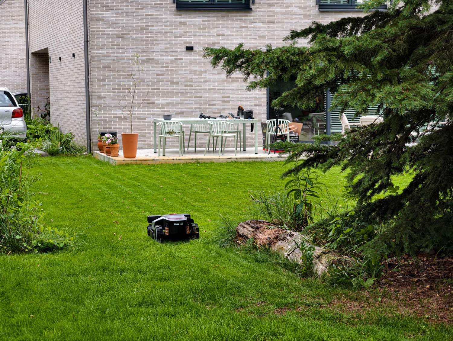 Roborock RockMow Z1 Z115 – test kosiarki automatycznej z napędem 4WD - ambitny debiut Roborocka w ogrodzie