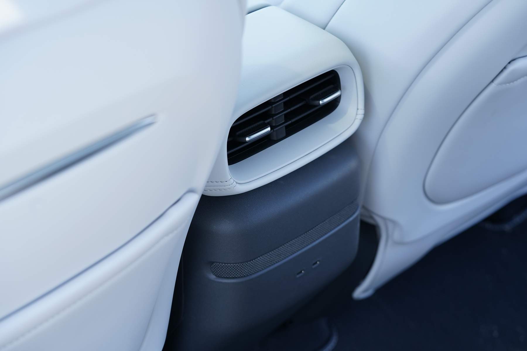 Sprawdziliśmy elektrycznego Xpeng G6 Long Range Pro 296 KM – niesamowity luksus w atrakcyjnej cenie