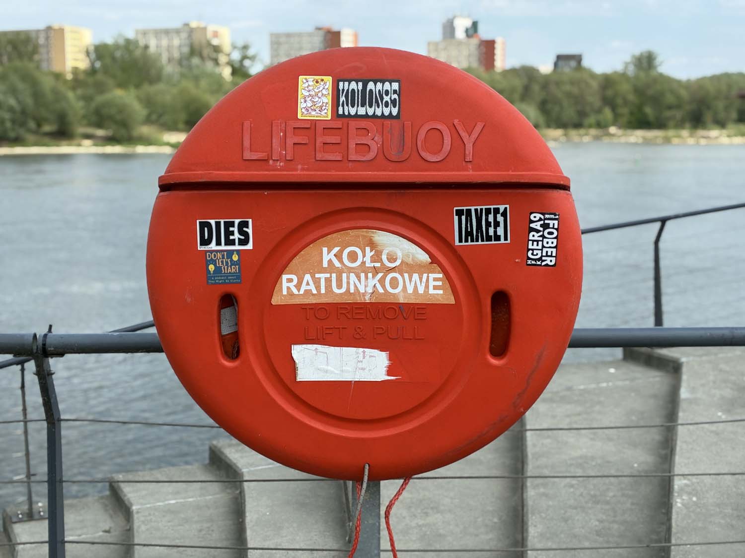 Porównujemy zdjęcia z iPhone’a 17e i Samsunga Galaxy A57