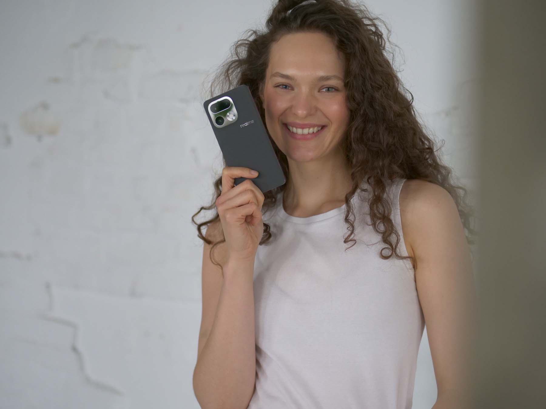 Spędziłem z realme 16 Pro+ 2 miesiące - teraz kosztuje 2 tysiące i nic lepszego na rynku nie ma