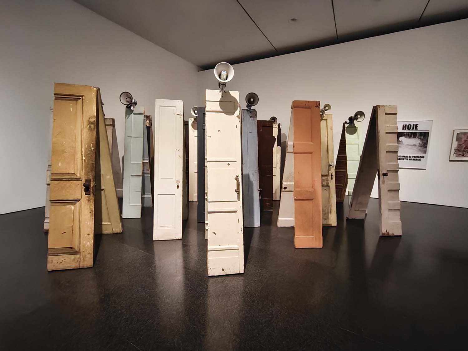 Takie zdjęcia robi Nothing Phone (4a)