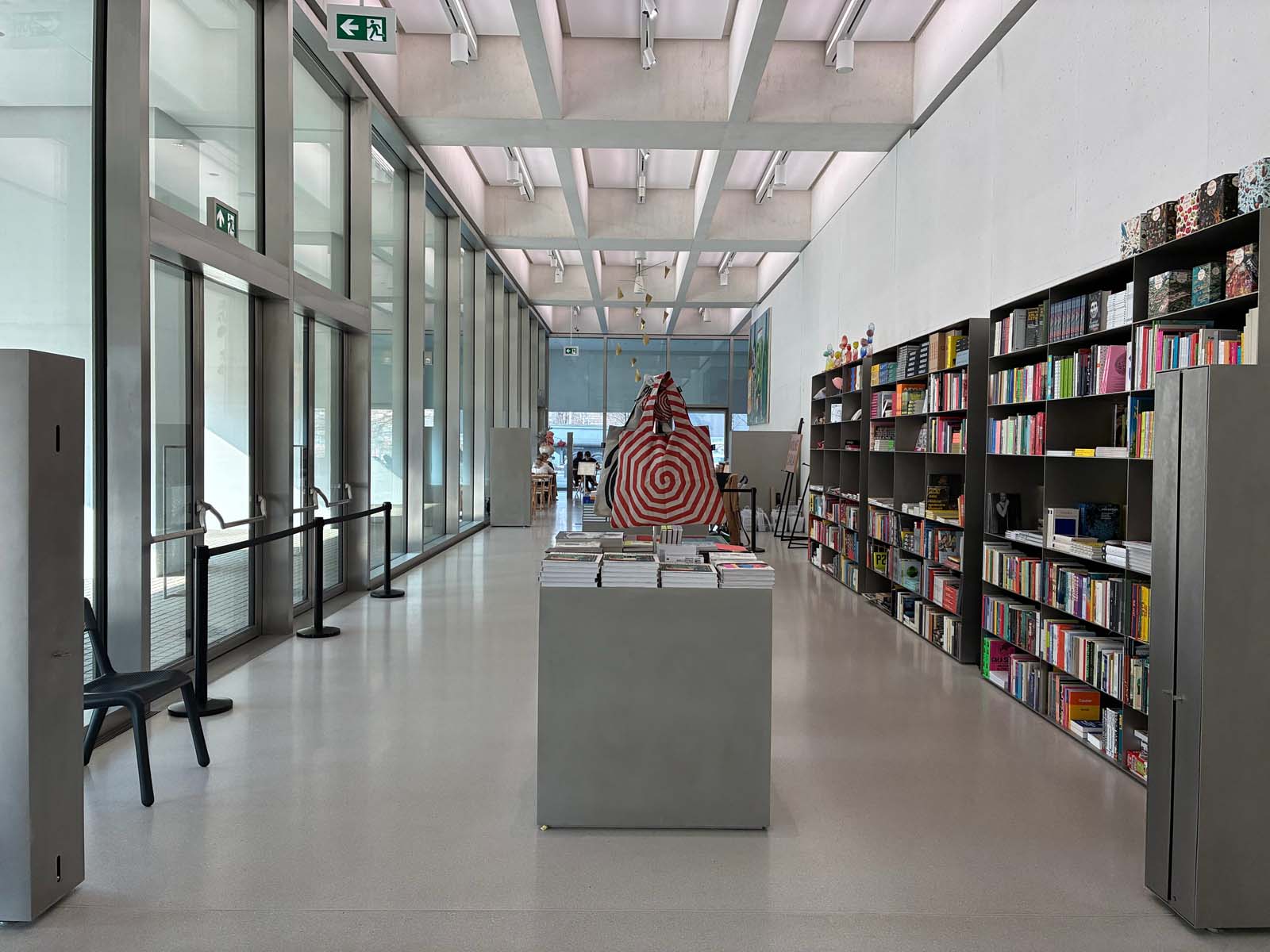 Porównujemy zdjęcia z Pixel 10a, iPhone 17e oraz Nothing Phone 4a