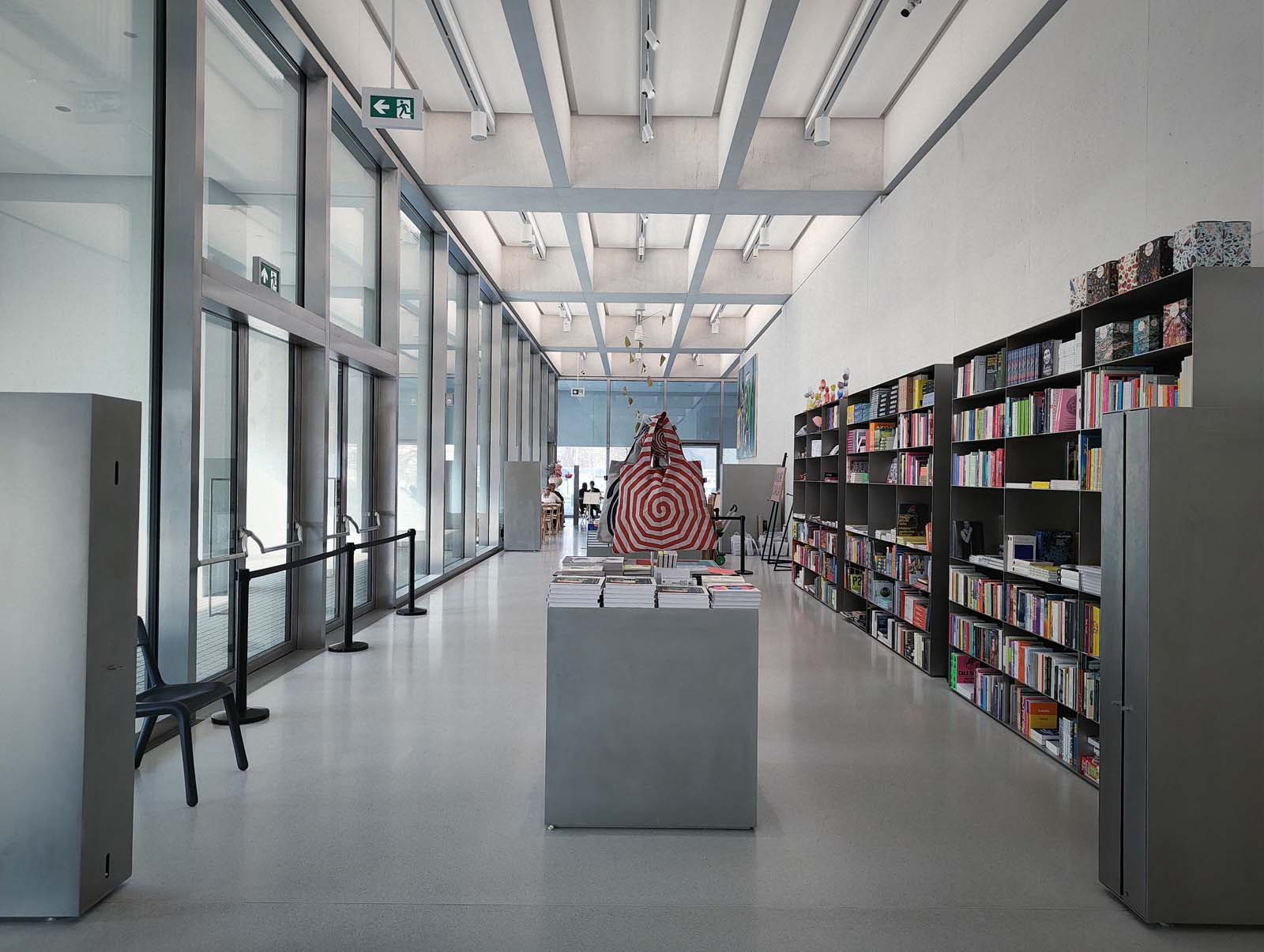 Porównujemy zdjęcia z Pixel 10a, iPhone 17e oraz Nothing Phone 4a