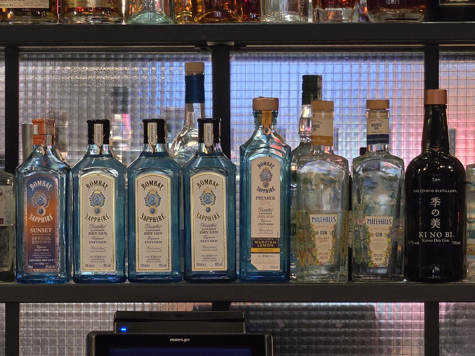 Porównaliśmy aparaty w smartfonach vivo X300 Pro, Samsung Galaxy S26 Ultra, iPhone 17 Pro Max i Xiaomi 17 Ultra