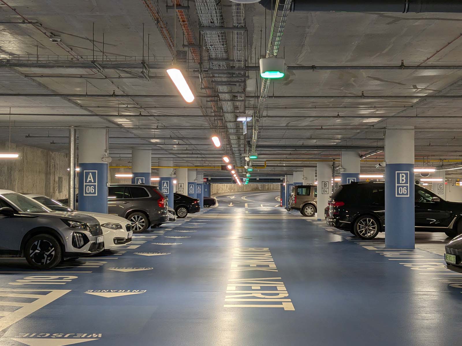 Porównujemy zdjęcia z Pixel 10a, iPhone 17e oraz Nothing Phone 4a