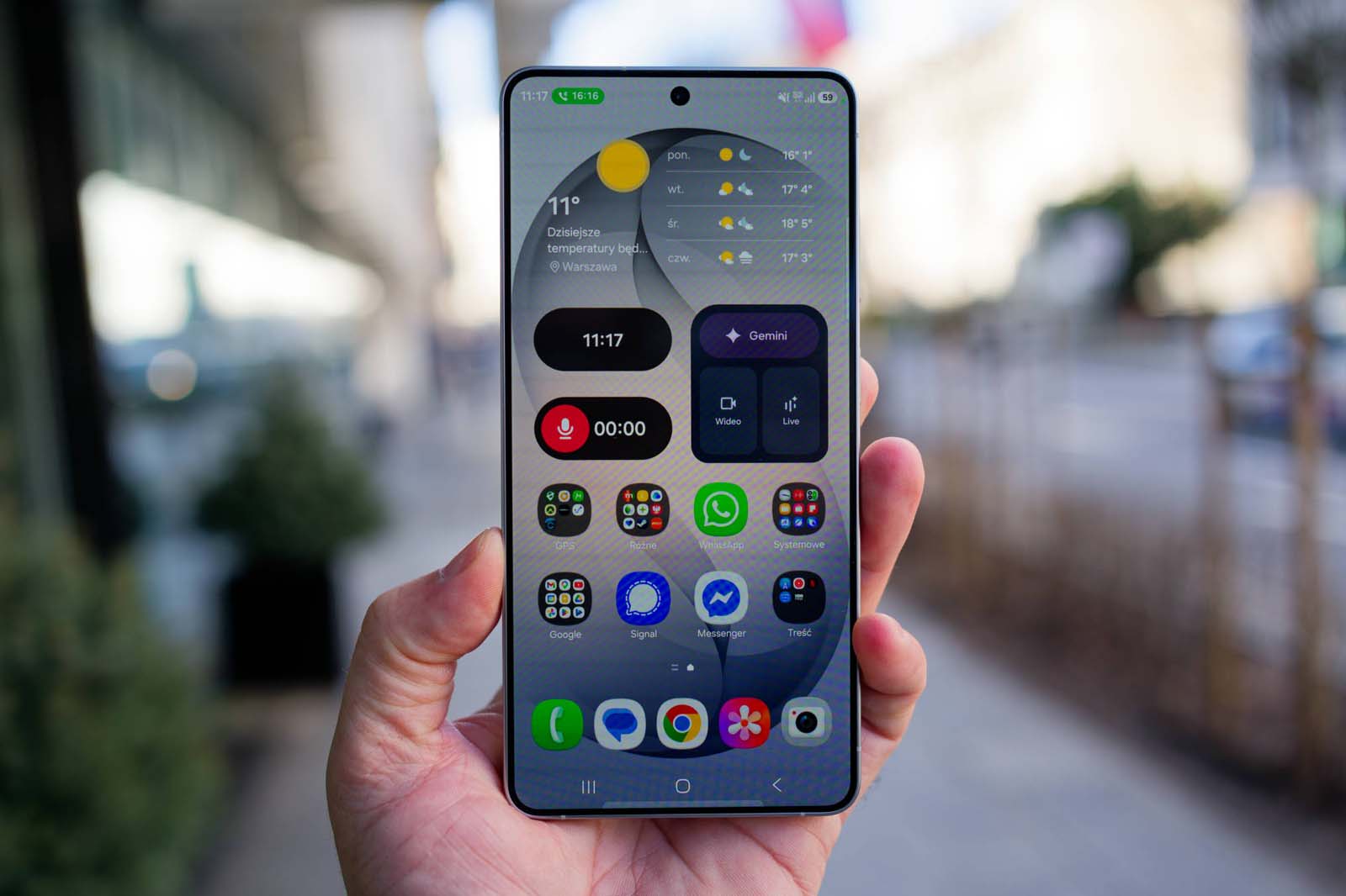 Twój dotychczasowy smartfon może i był niezły, ale czas na zupełnie nowy poziom doświadczeń