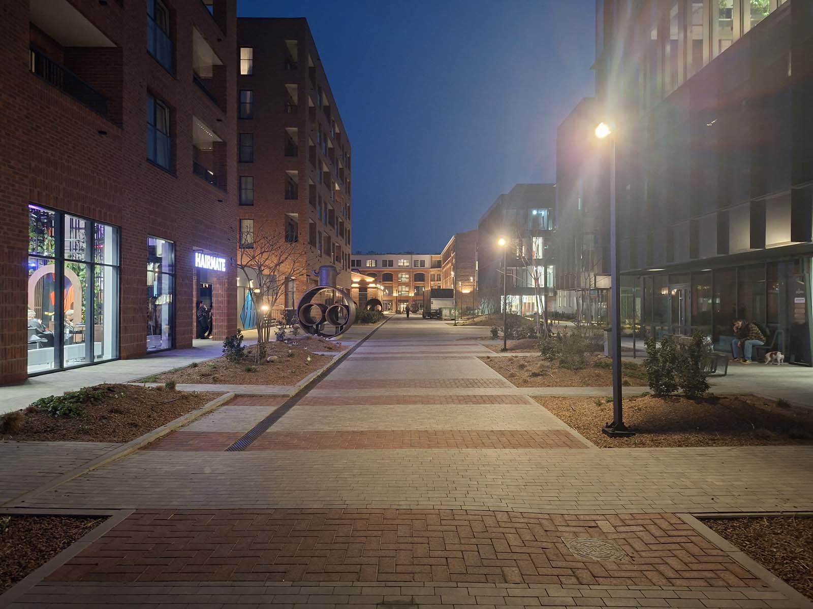 Samsung Galaxy A57 – takie robi zdjęcia w dzień i w nocy