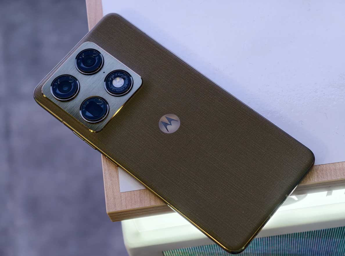 Motorola signature wchodzi na polski rynek - sprzedaż od 19 stycznia